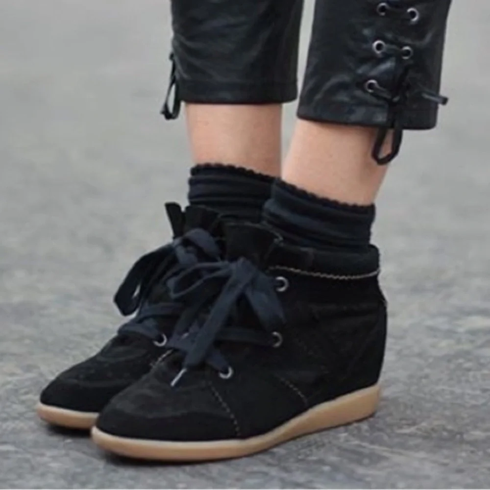 ISABEL MARANT Bobby Leather Sneakers in Black Size 37 (7)